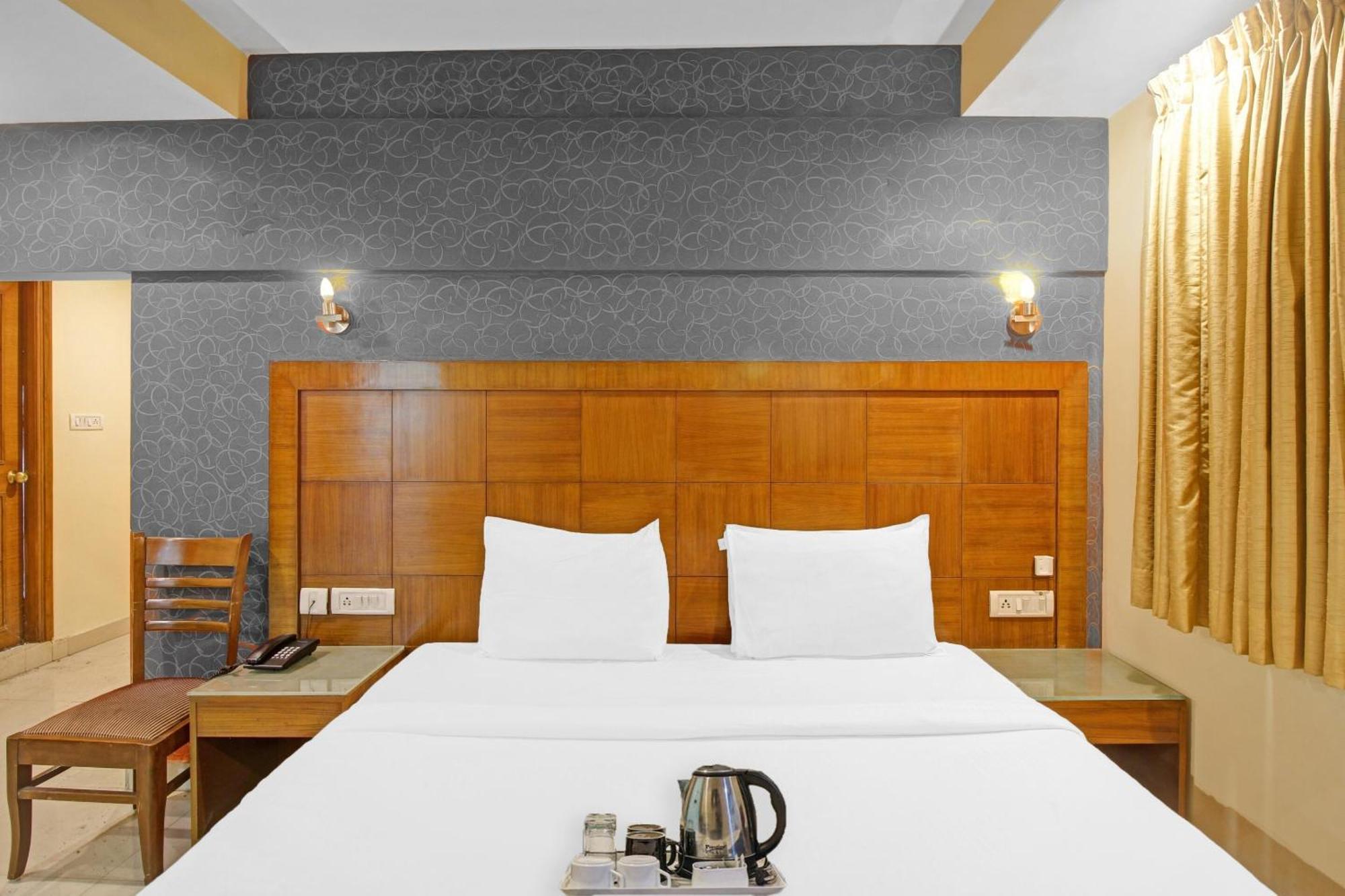 מלון היידראבד Townhouse The Grand Plaza מראה חיצוני תמונה