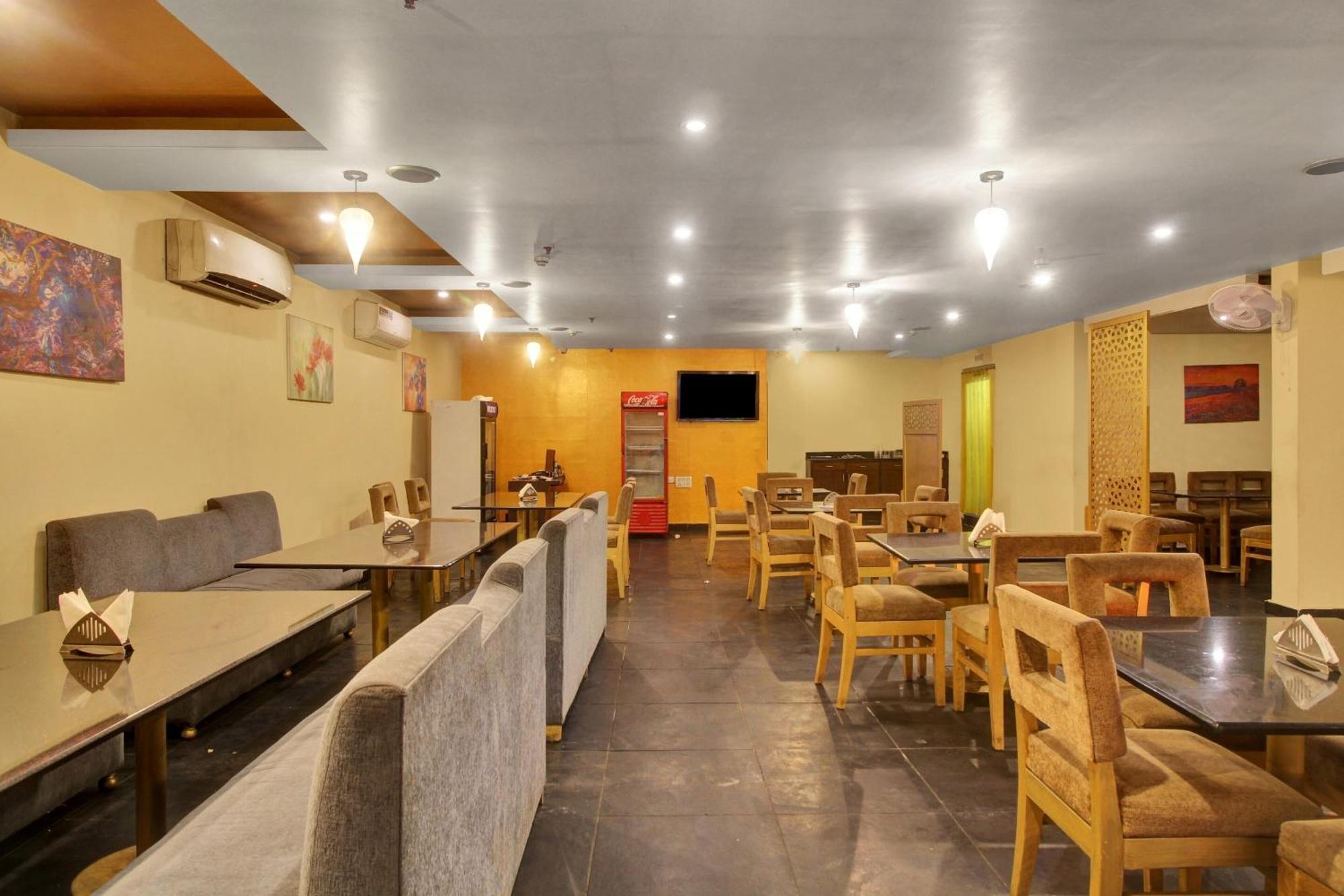 מלון היידראבד Townhouse The Grand Plaza מראה חיצוני תמונה